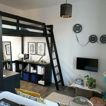 Apartment Cozy 40m2 Proche Rer C Et D